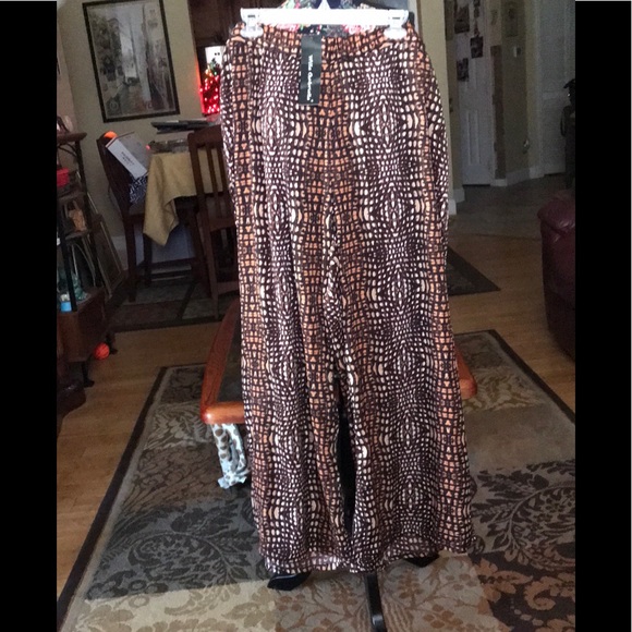 Mlle Gabrielle Pants - NWT Plus Size 2X Wide Leg Palazzo Pants
